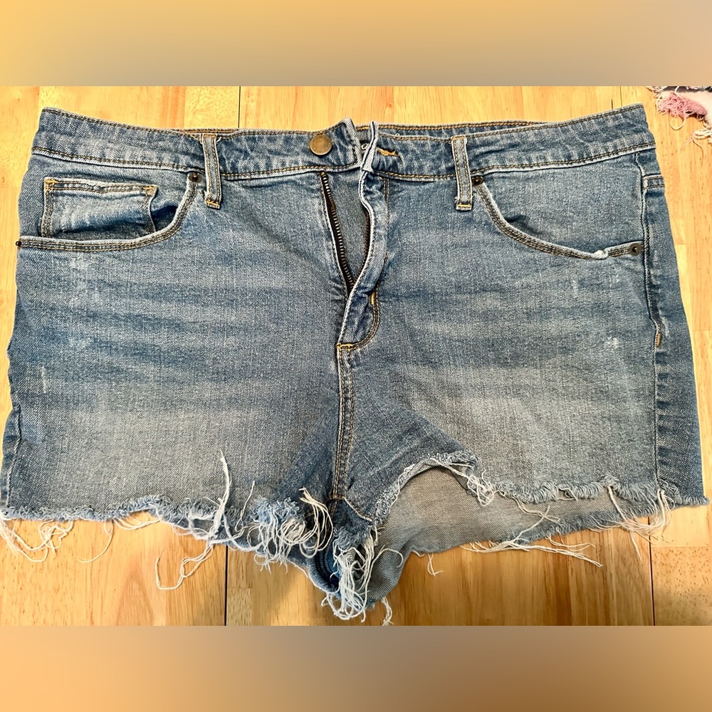 Universal Thread denim shorts